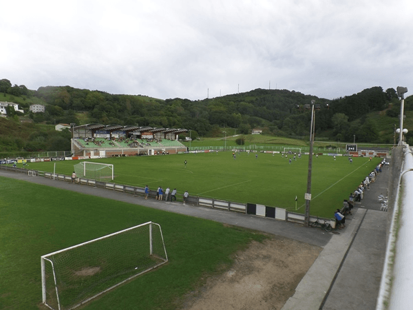 Estadio Asti Kirol Instalakuntzak, home stadium of Zarautz KE