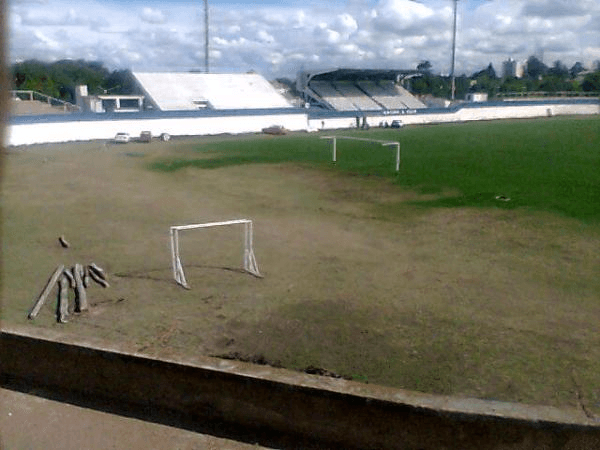 Estadio José Domingo Buglione Martinese, home stadium of Racing Olavarría