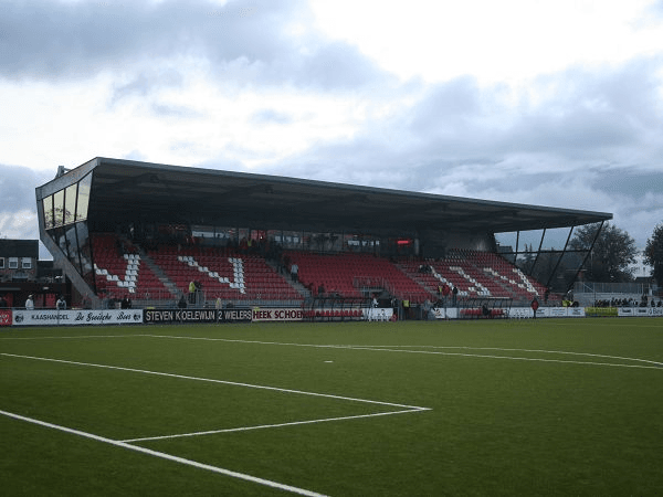 Sportpark De Westmaat (IJsselmeervogels), home stadium of IJsselmeervogels