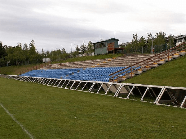 tekk VÖLLURINN, home stadium of Fylkir