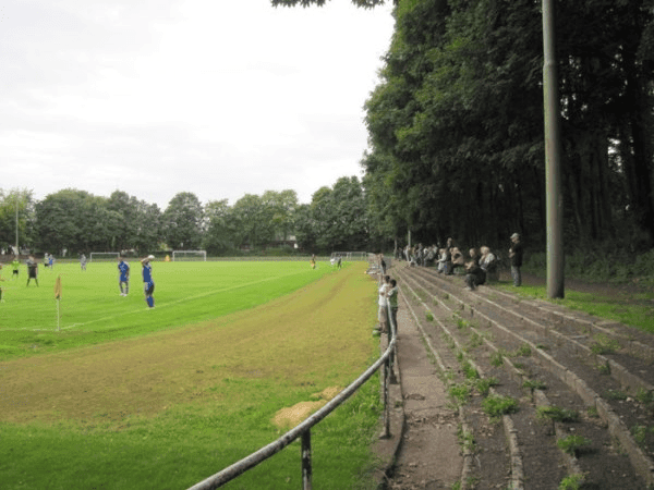Sportanlage Kampfbahn Dorstener Straße, home stadium of Zweckel