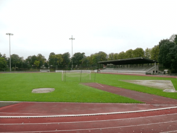 Stade Adolphe-Chéron, home stadium of US Lusitanos Saint-Maur