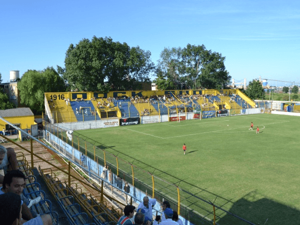 Estadio de los Inmigrantes, home stadium of Dock Sud