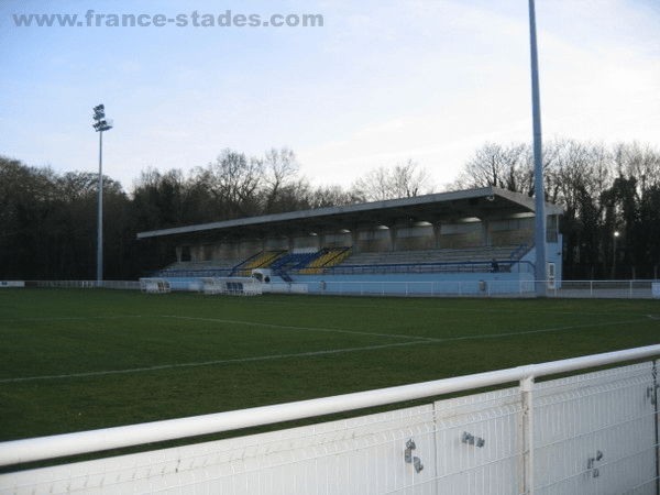 Stade Paul Cosnys, home stadium of Compiègne