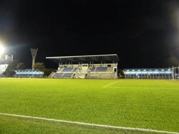 Stadium Padang dan Balapan, home stadium of Indera