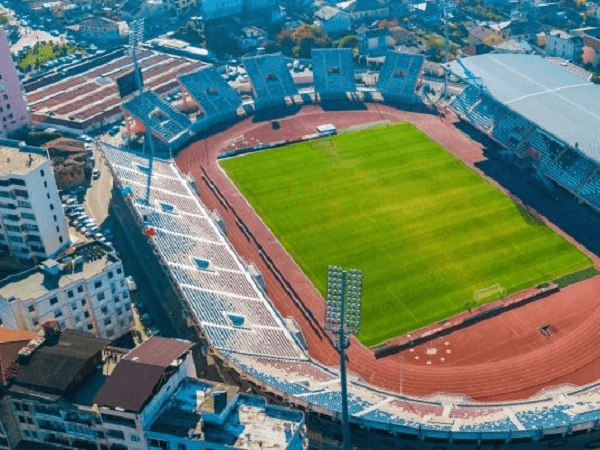 Stadiumi Loro Boriçi, home stadium of Murlani