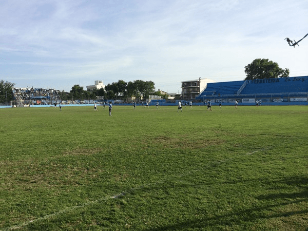 Estadio Gigante de Villa Fox, home stadium of Defensores Unidos