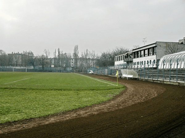 Hévízi úti Stadion, home stadium of III. Kerületi TUE