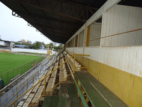Estádio Municipal Aglair Tonelli Nogueira, home stadium of União Cacoalense