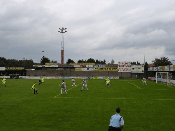 Jeugdcentrum Racing Mol-Wezel, home stadium of Wezel