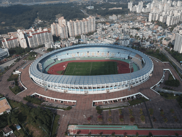 Uijeongbu Stadium, home stadium of Kookmin Bank